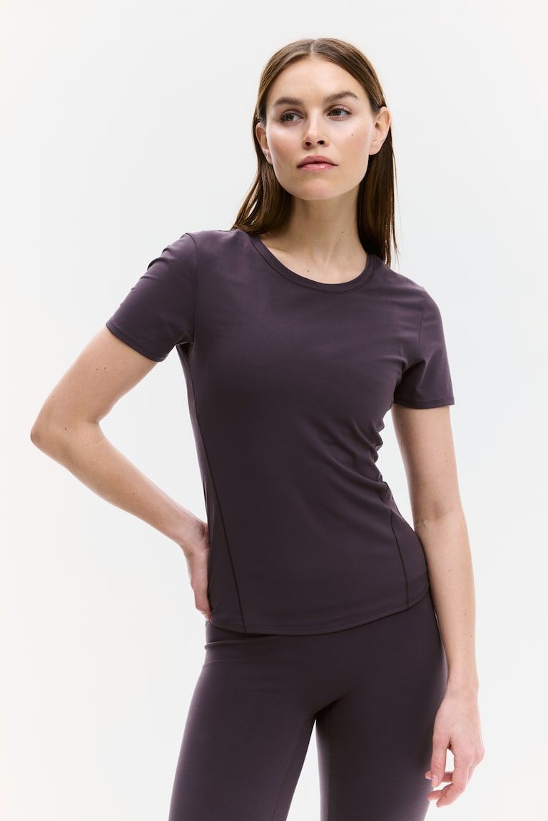 Sports Top with DryMove™