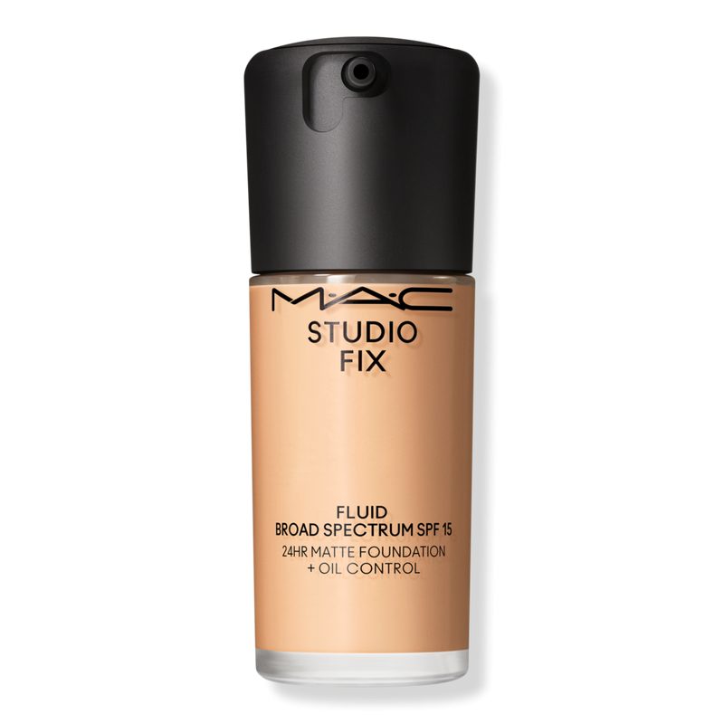 Studio Fix Fluid SPF15 24HR Matte Foundation + Oil Control - NC17