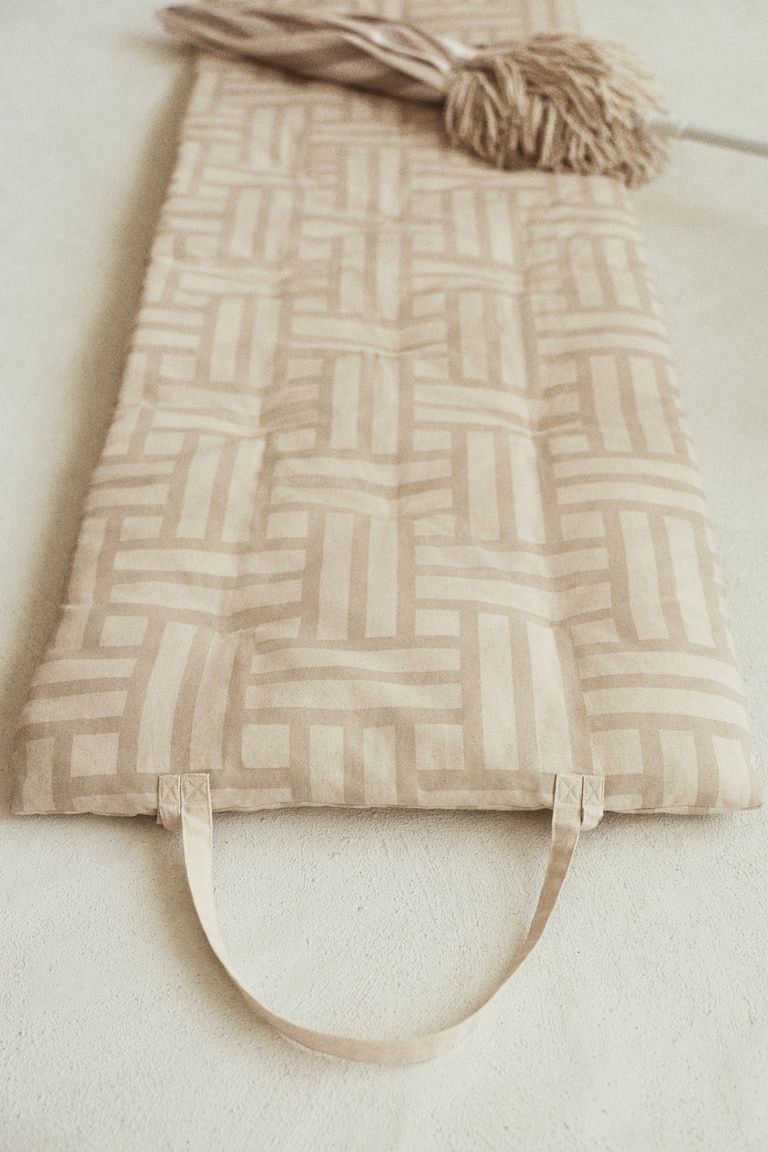 Water-Repellent Beach Mattress
