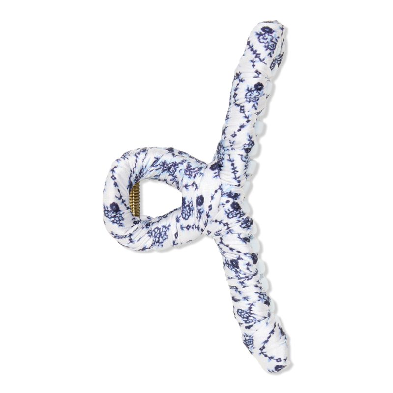 Wet Brush x Hill House Fabric Wrapped Claw Clip - Blue Vine Stripe