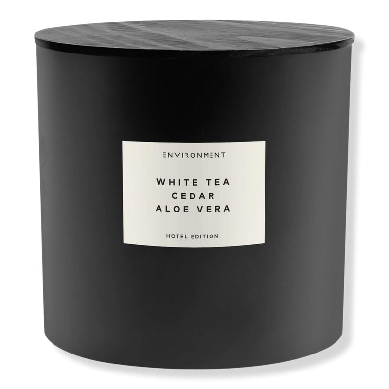 White Tea Cedar Aloe Vera Aromatic Candle - 55 oz