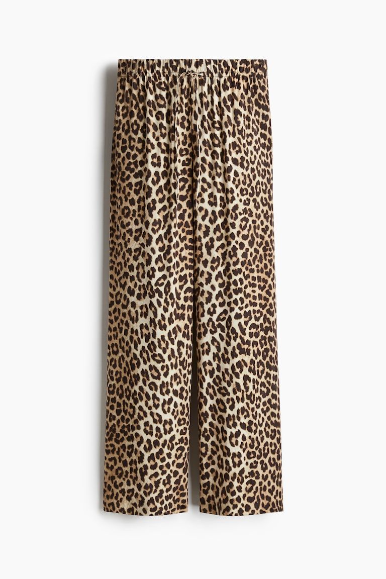 Wide-cut Pull-on Pants