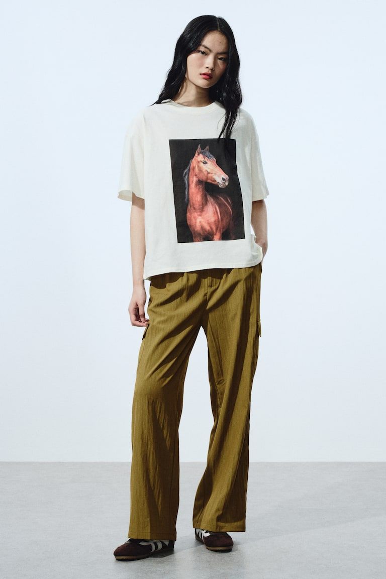 Wide-Leg Cargo Pants