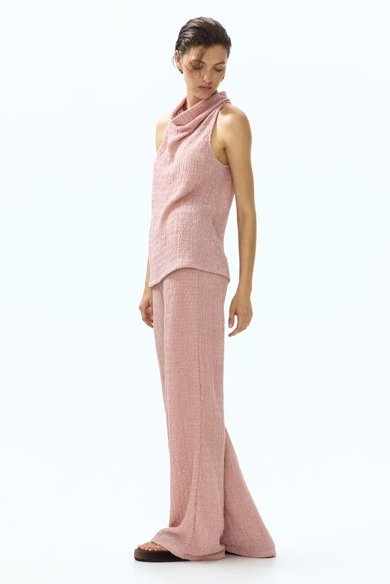 Wide-Leg Crinkled Pants