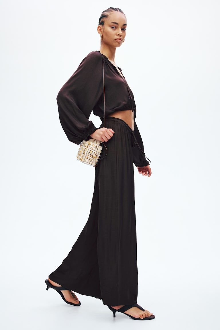 Wide-Leg Drawstring Pants
