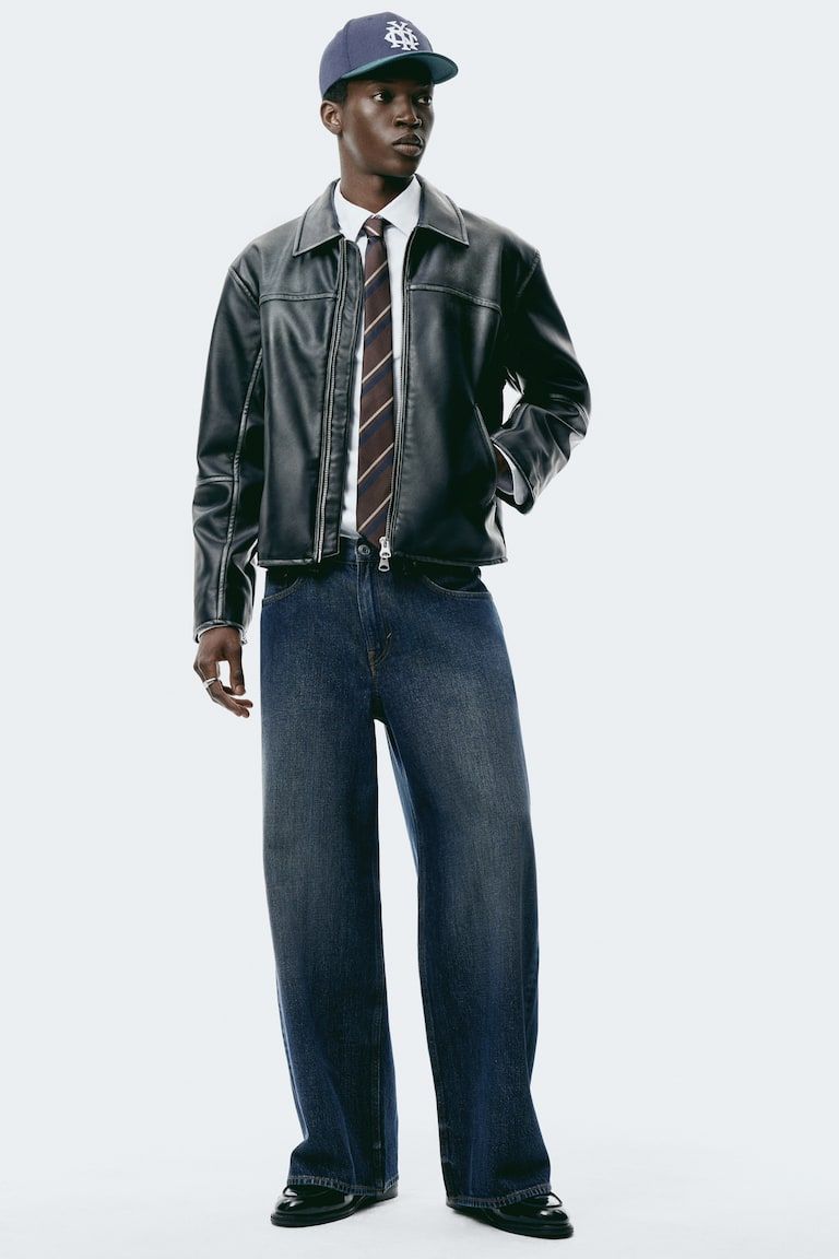 Wide-Leg Jeans