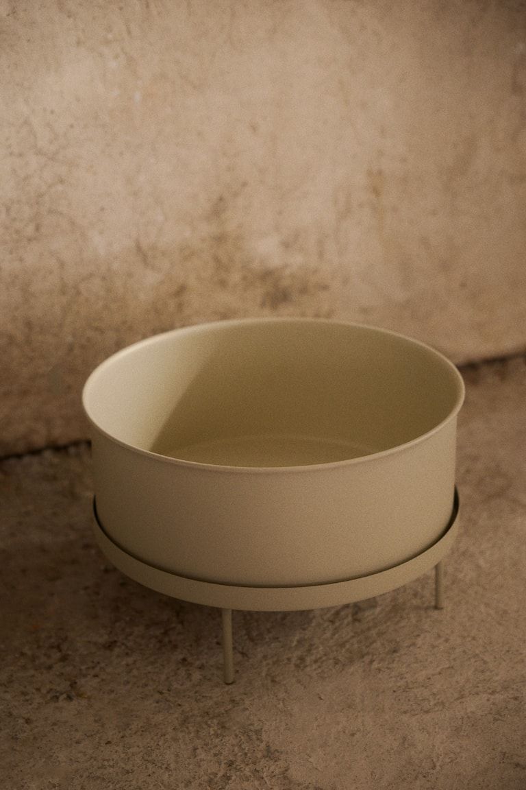 Wide Plant Pot with Stand