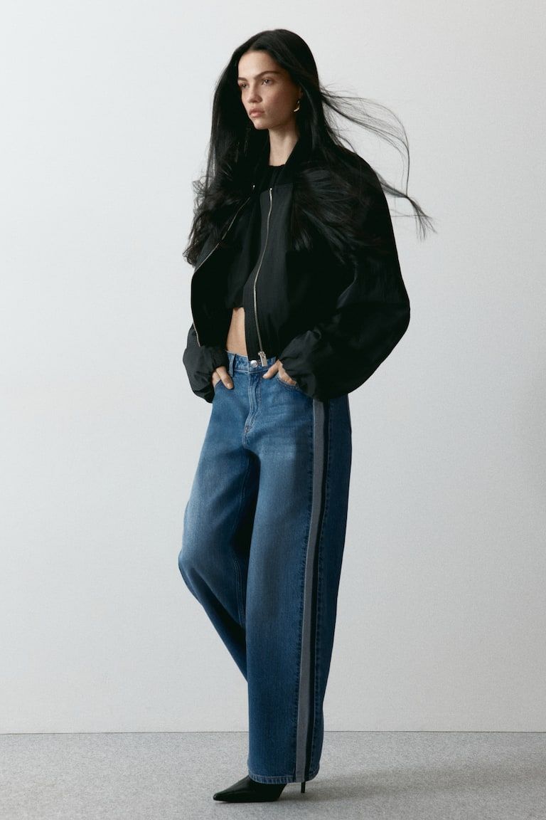 Wide Regular Jeans with Side Stripes